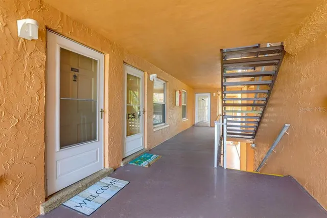 $2,500 | 12760 Indian Rocks Road, Unit 1034, Largo, FL 33774