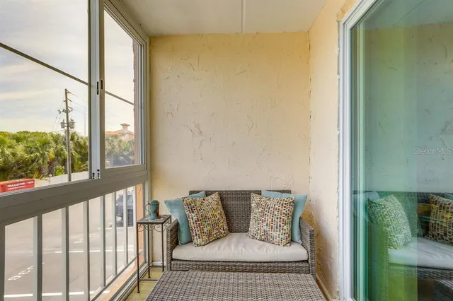 $2,500 | 12760 Indian Rocks Road, Unit 1034, Largo, FL 33774