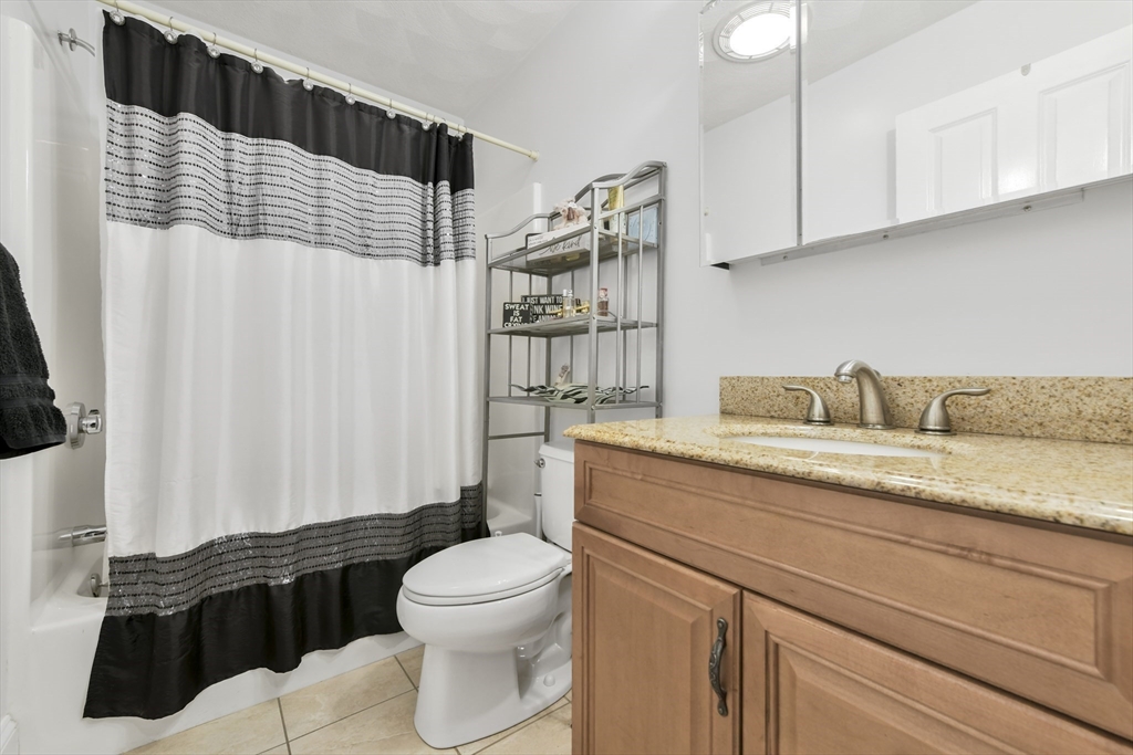 8 Common Street, Unit 4 Stoneham, MA 02180 - Photo 15 of 18 Gallery Image 15
