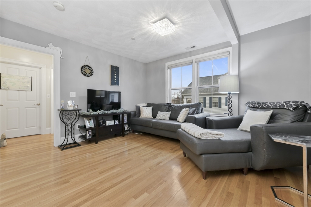 8 Common Street, Unit 4 Stoneham, MA 02180 - Photo 16 of 18 Gallery Image 16