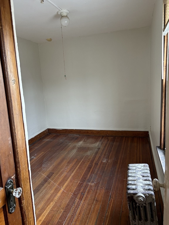 448 Dickinson Street, Unit 2R Springfield, MA 01108 - Photo 5 of 7
