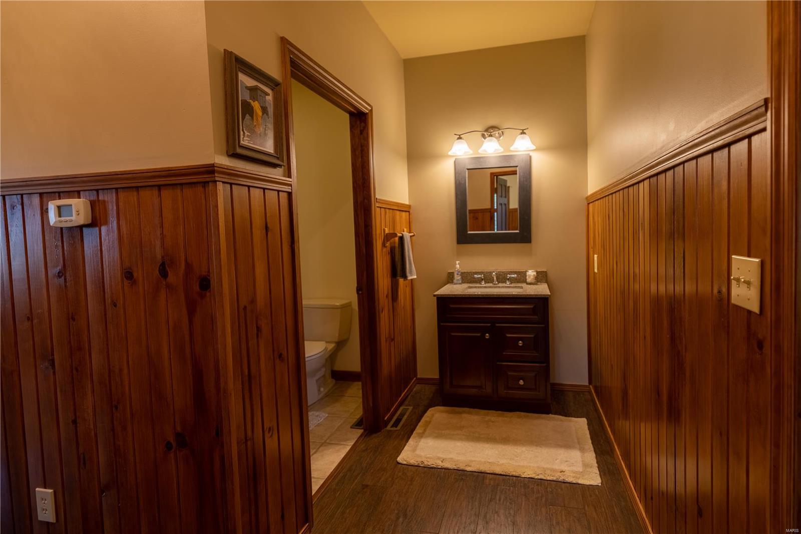 7811 Dustman Road Worden, IL 62097 - Photo 13 of 32