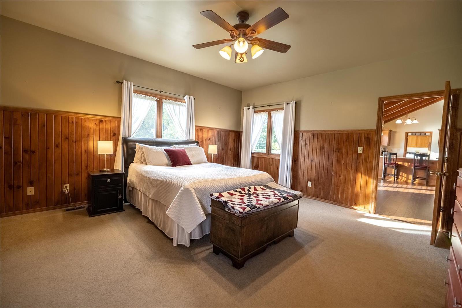 7811 Dustman Road Worden, IL 62097 - Photo 9 of 32