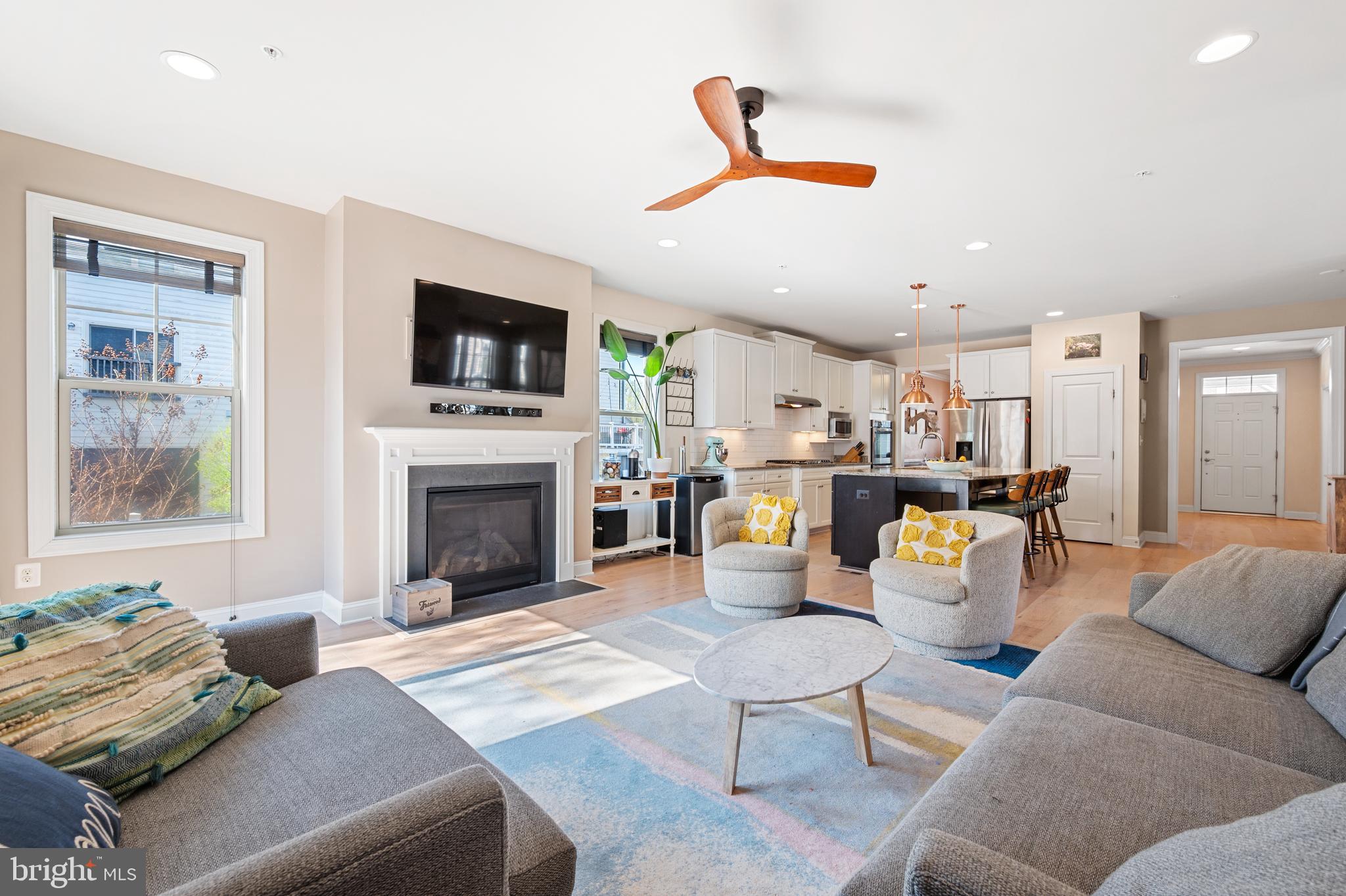 13422 Redspire Drive Silver Spring, MD 20906 - Photo 13 of 41 Family room