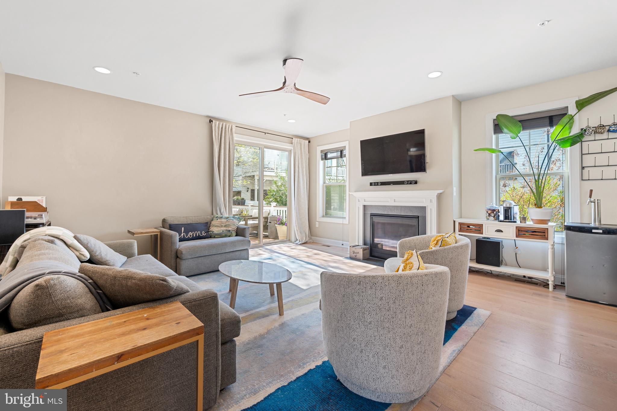 13422 Redspire Drive Silver Spring, MD 20906 - Photo 14 of 41 Family room