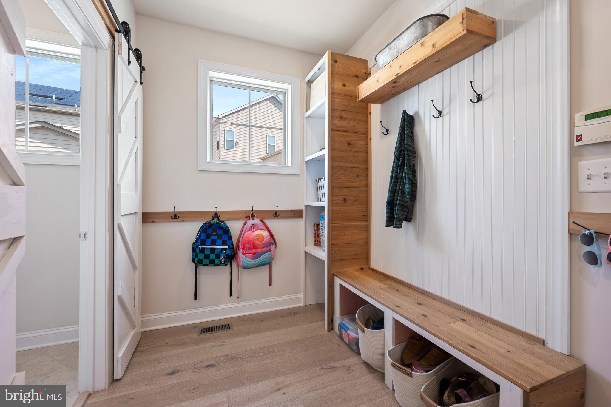 13422 Redspire Drive Silver Spring, MD 20906 - Photo 18 of 41 Large mud room