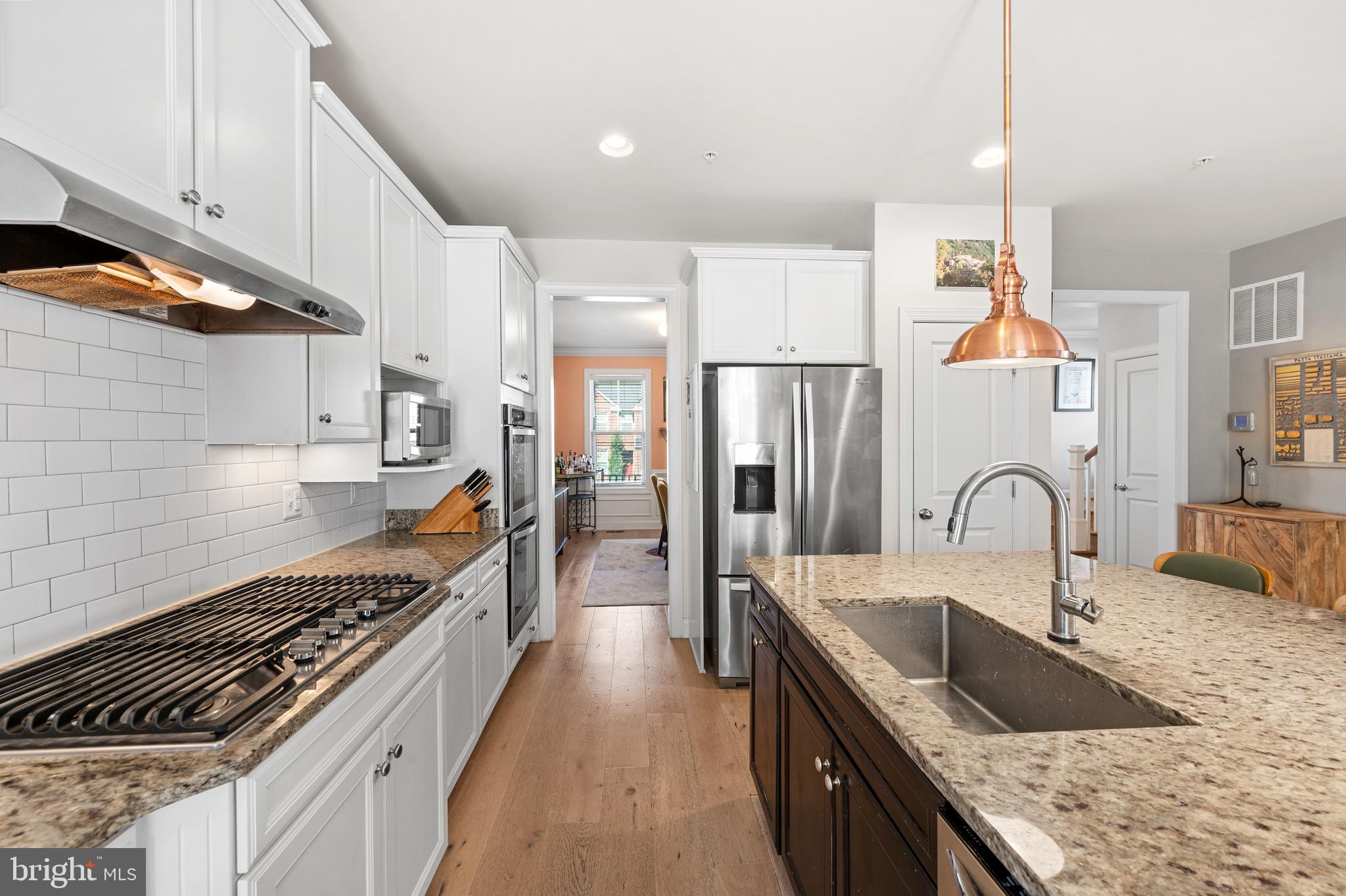 13422 Redspire Drive Silver Spring, MD 20906 - Photo 9 of 41 Kitchen