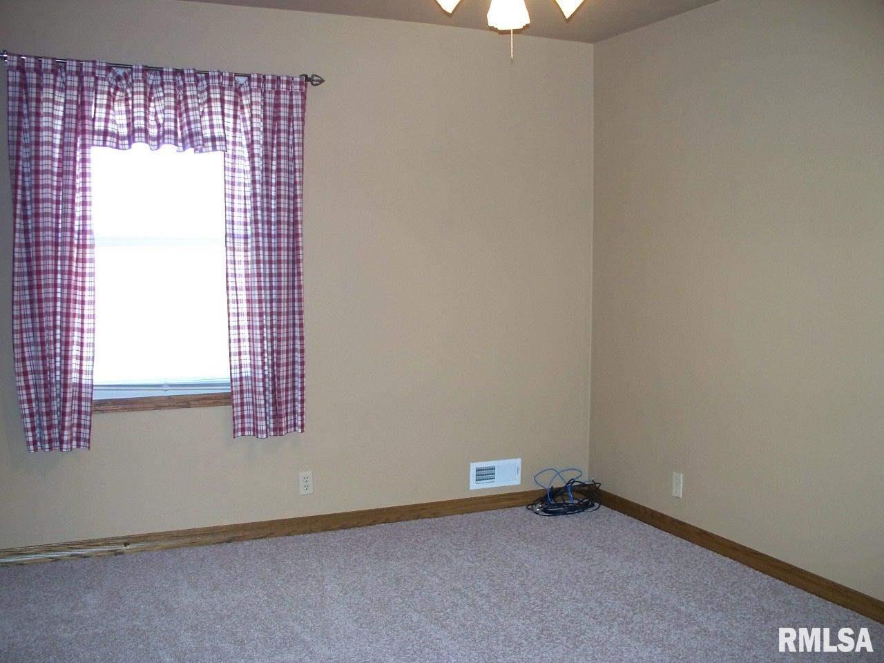 107 Hilltop Street Colona, IL 61241 - Photo 11 of 24