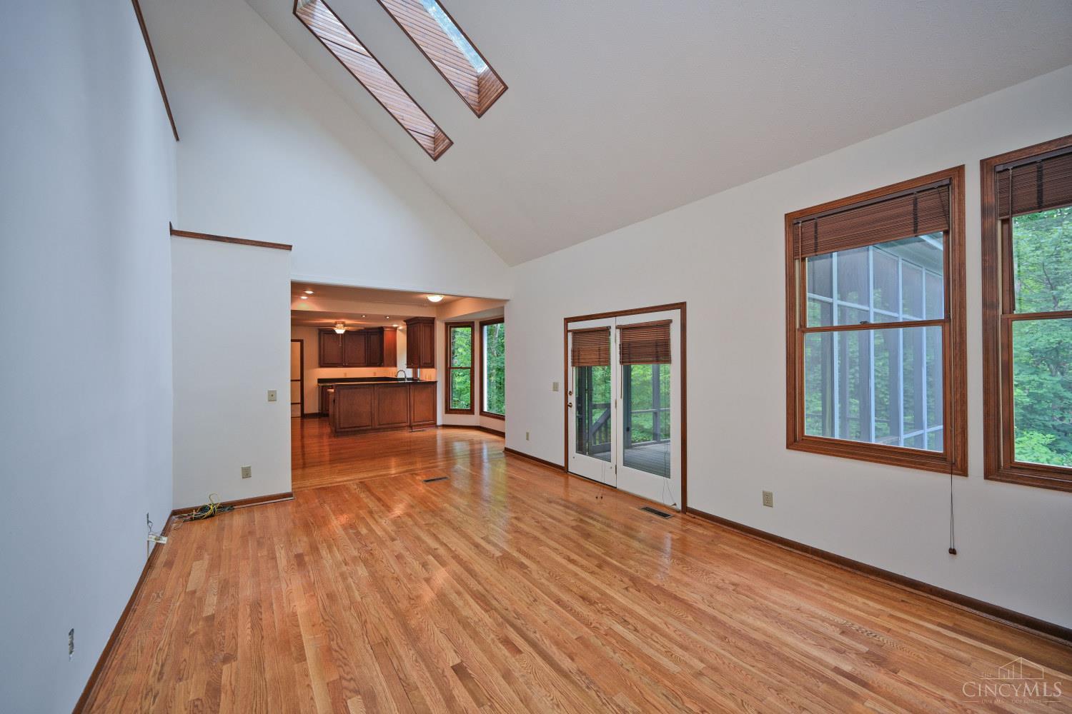 8650 Green Road Cincinnati, OH 45255 - Photo 18 of 57