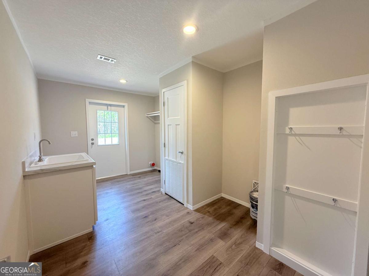 5240 Owens Road Blackshear, GA 31516 - Photo 17 of 24 Gallery Image 17