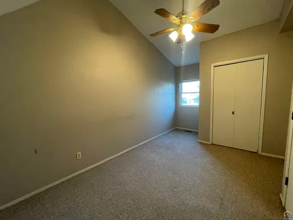 $187,500 | 306 Northwood Lane, Lawrence, KS 66044