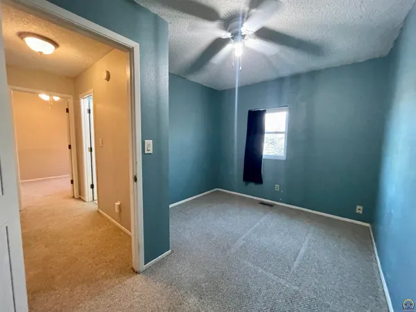$187,500 | 306 Northwood Lane, Lawrence, KS 66044