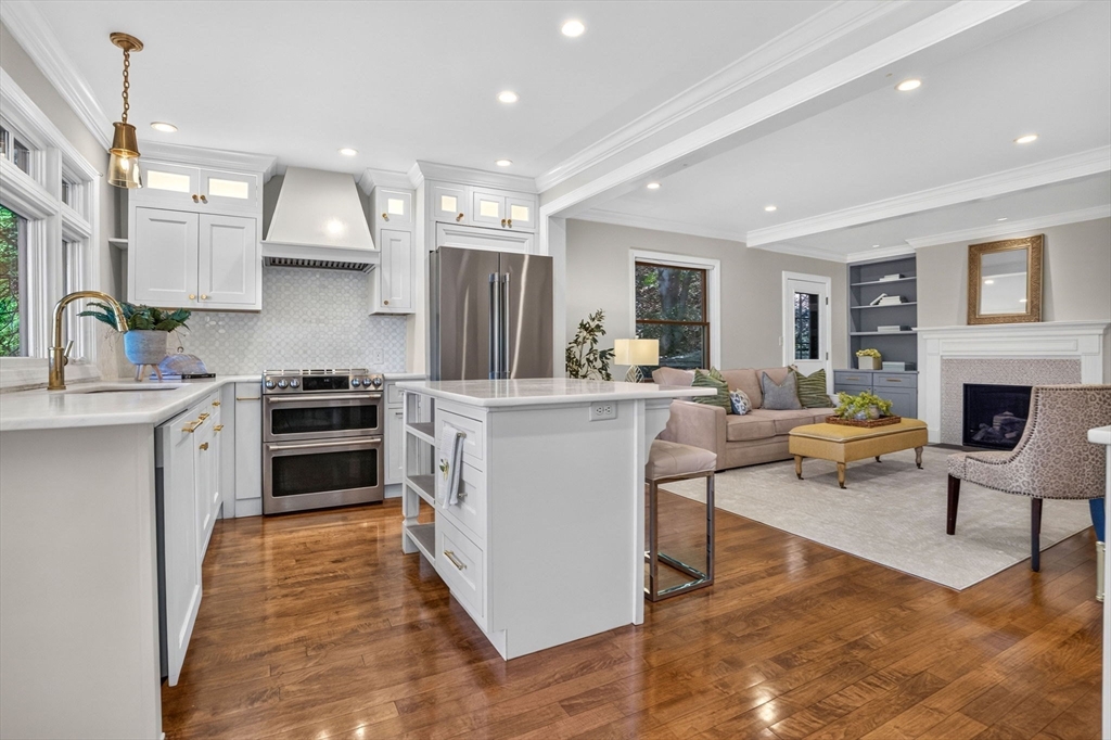 30 R Morses Pond Road Wellesley, MA 01760 - Photo 8 of 23
