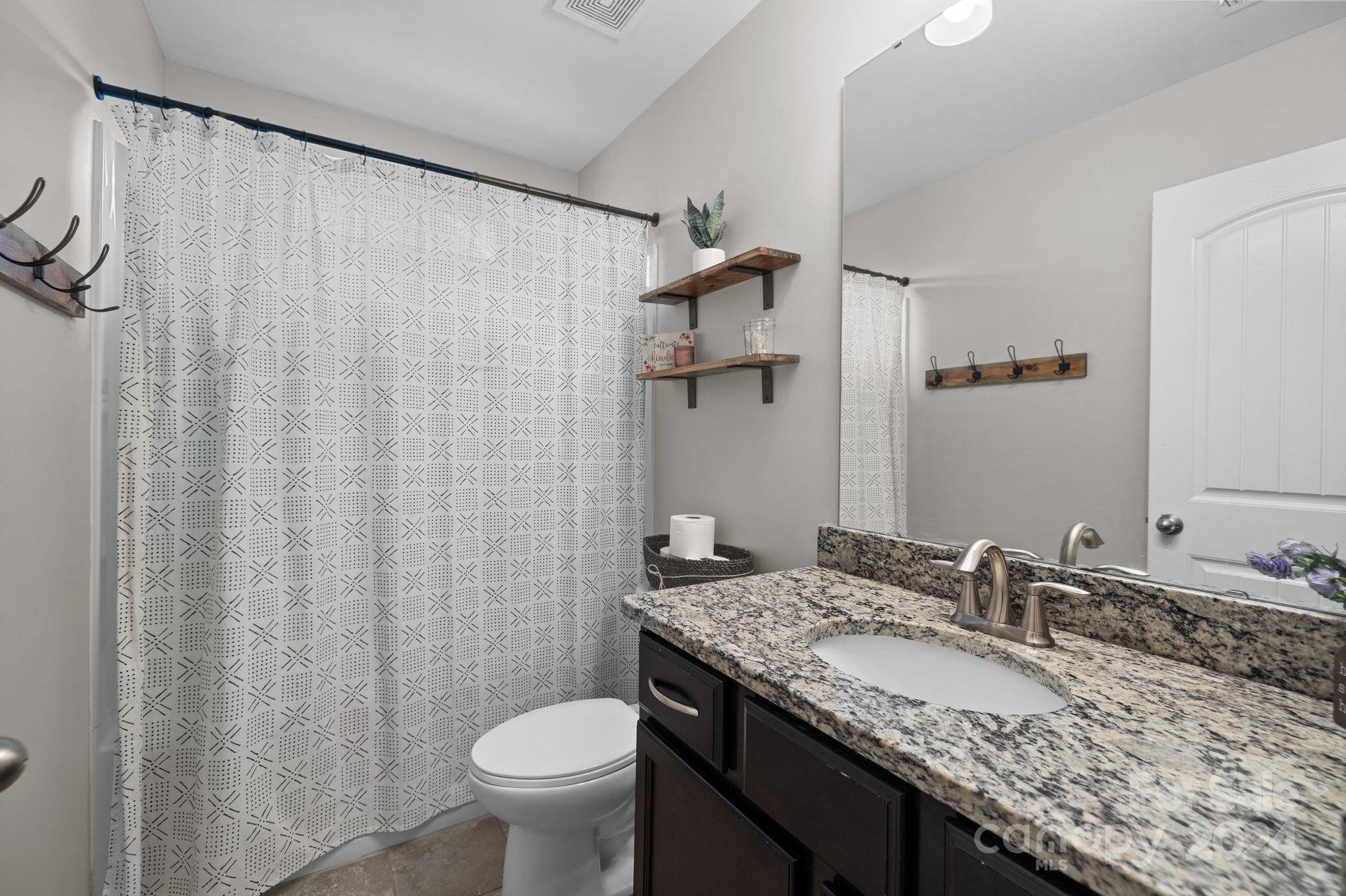 9204 Inverness Bay Road Charlotte, NC 28278 - Photo 24 of 40 Gallery Image 24