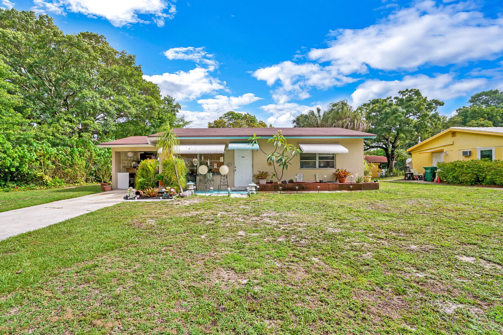 6131 Edwards Road Margate, FL 33063 - Photo 1 of 1 01_Image_1_mls