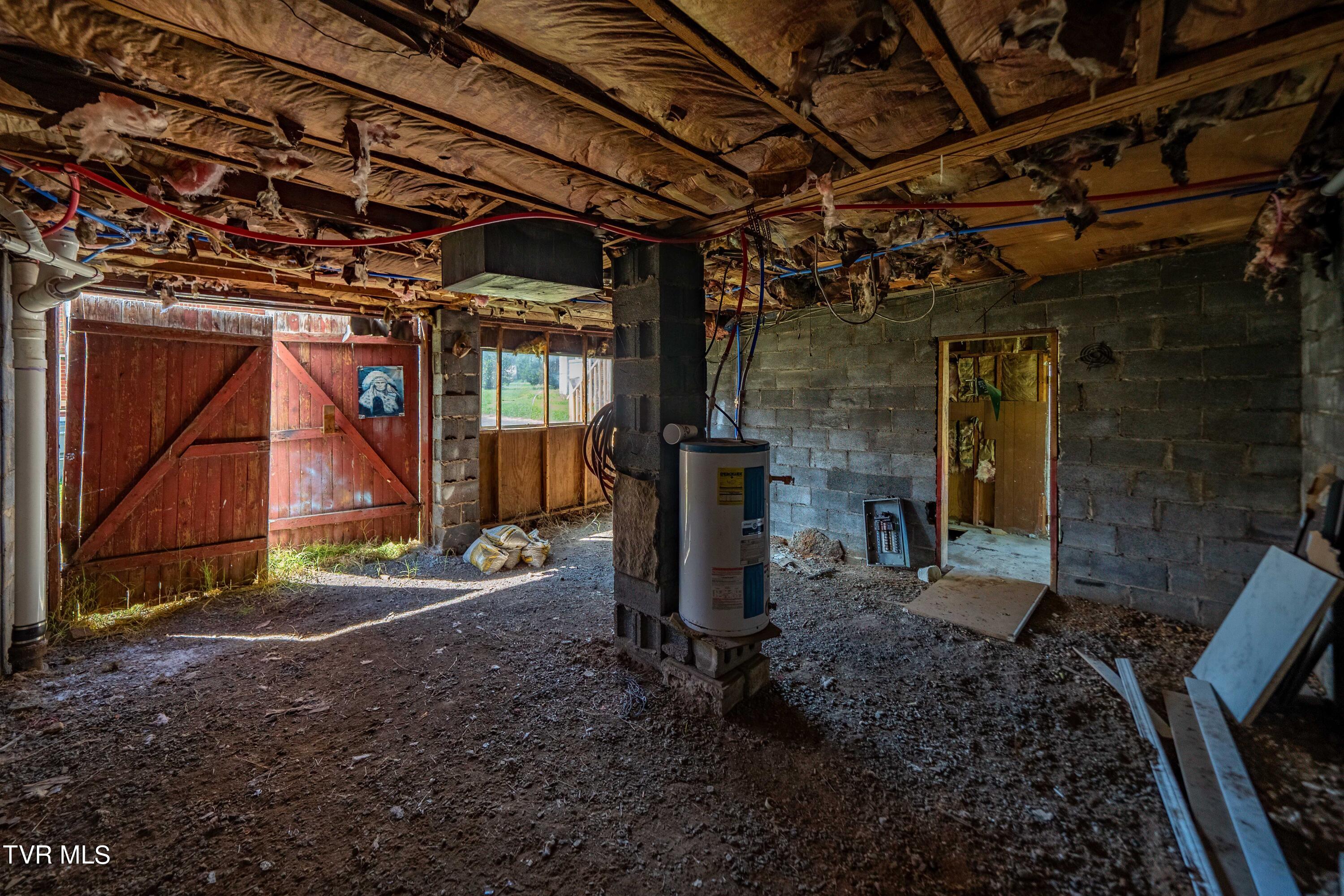 617 Taylor Street Bristol, TN 37620 - Photo 59 of 62 617 Taylor St (58 of 62)