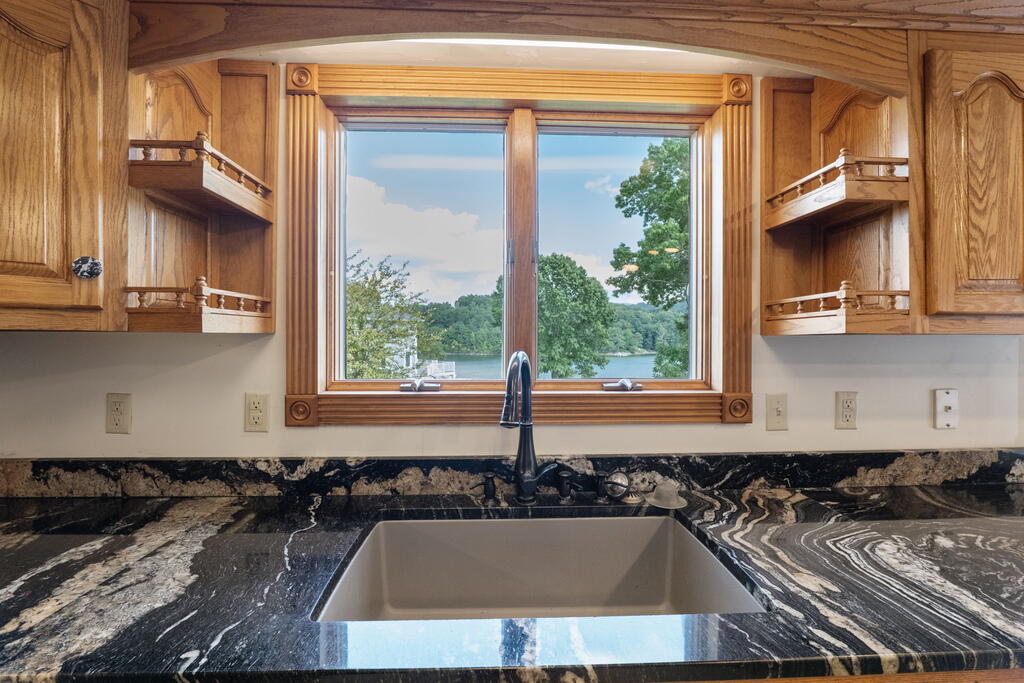 21580 Moonlight Bay Road Abingdon, VA 24211 - Photo 36 of 87 Gallery Image 36