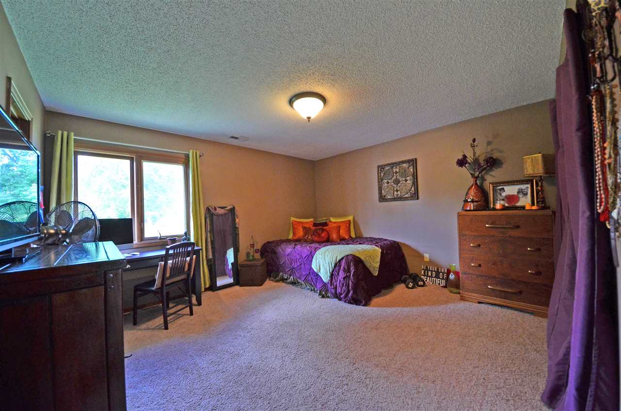 8615 Rail Fence Road Fort Wayne, IN 46835 - Photo 14 of 21 Gallery Image 14