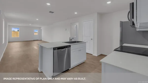 $215,990 | 2205 Lionheart Drive, Luling, TX 78648