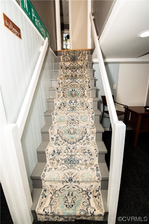 6235 Derwent Road Richmond, VA 23225 - Photo 27 of 39 Steps from basement to main floor - carpeted runner.