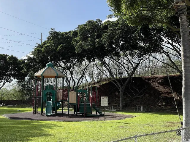 $1,845 | 1060 Kamehameha Highway, Unit 2306, Pearl City, HI 96782