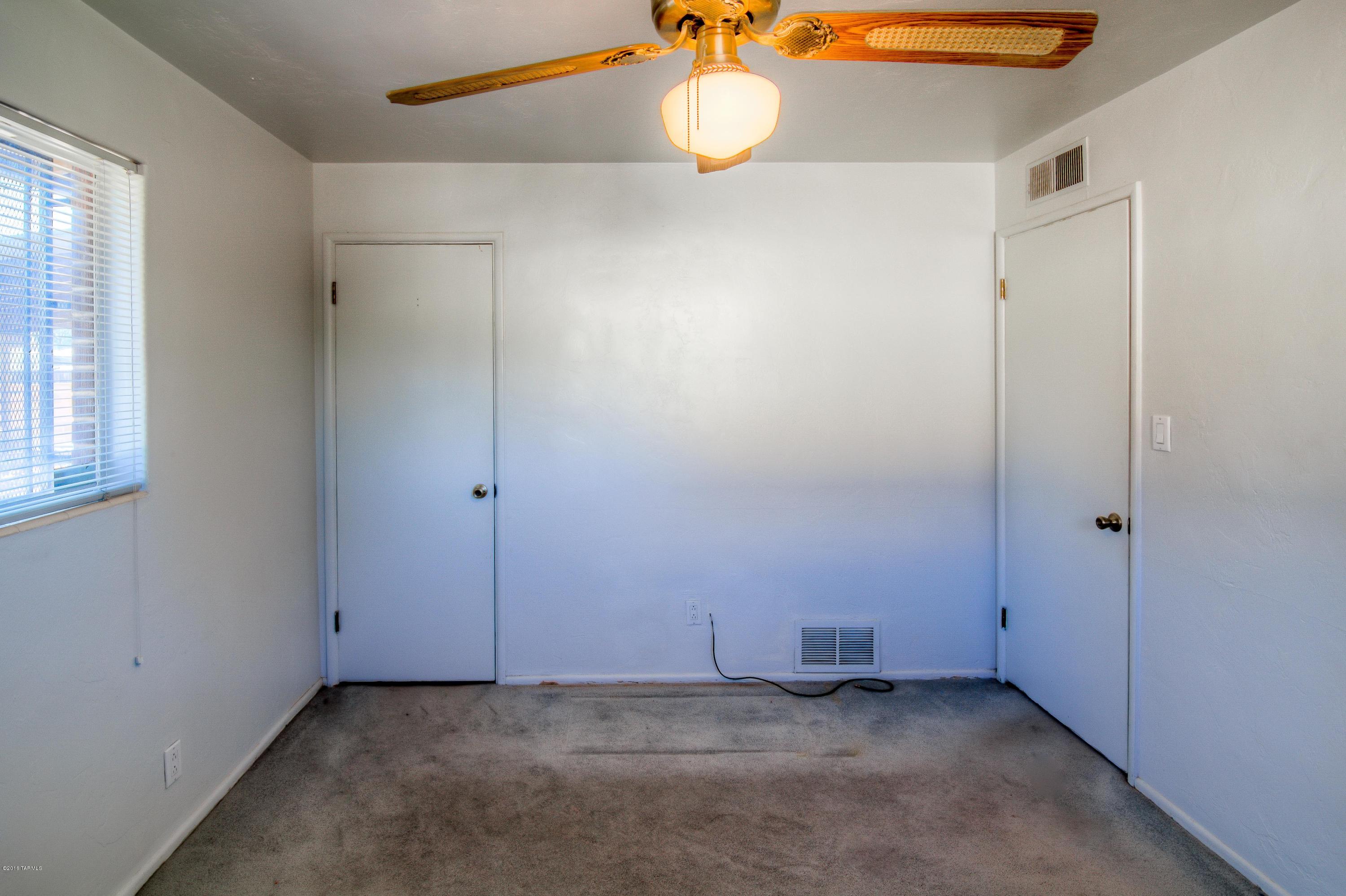 3550 North Olive Road Tucson, AZ 85719 - Photo 27 of 45