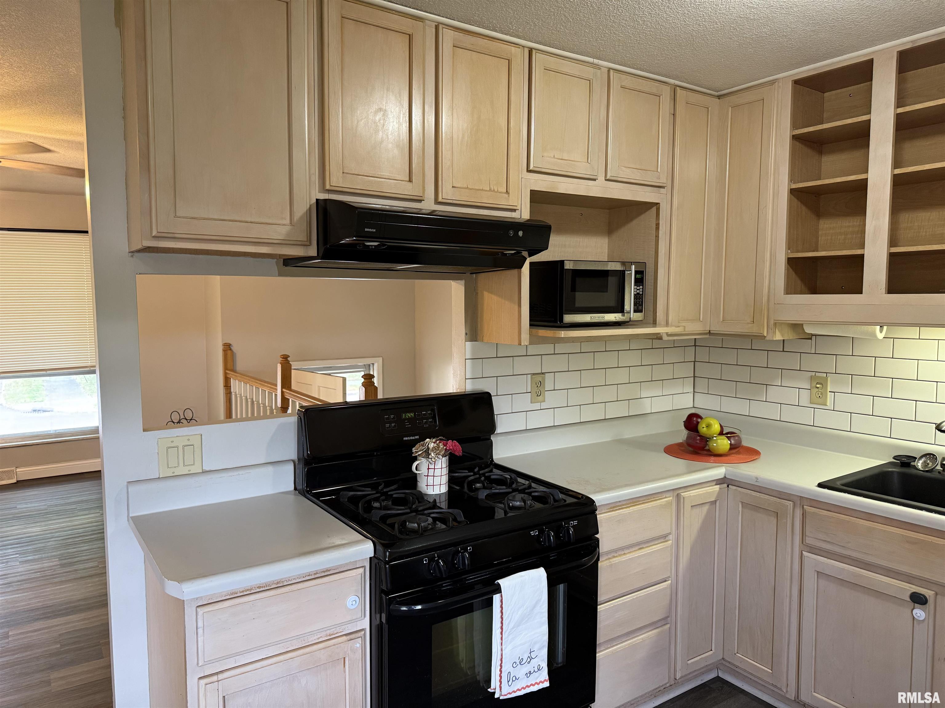 6345 North Randwick Road Peoria, IL 61615 - Photo 19 of 81 Gallery Image 19