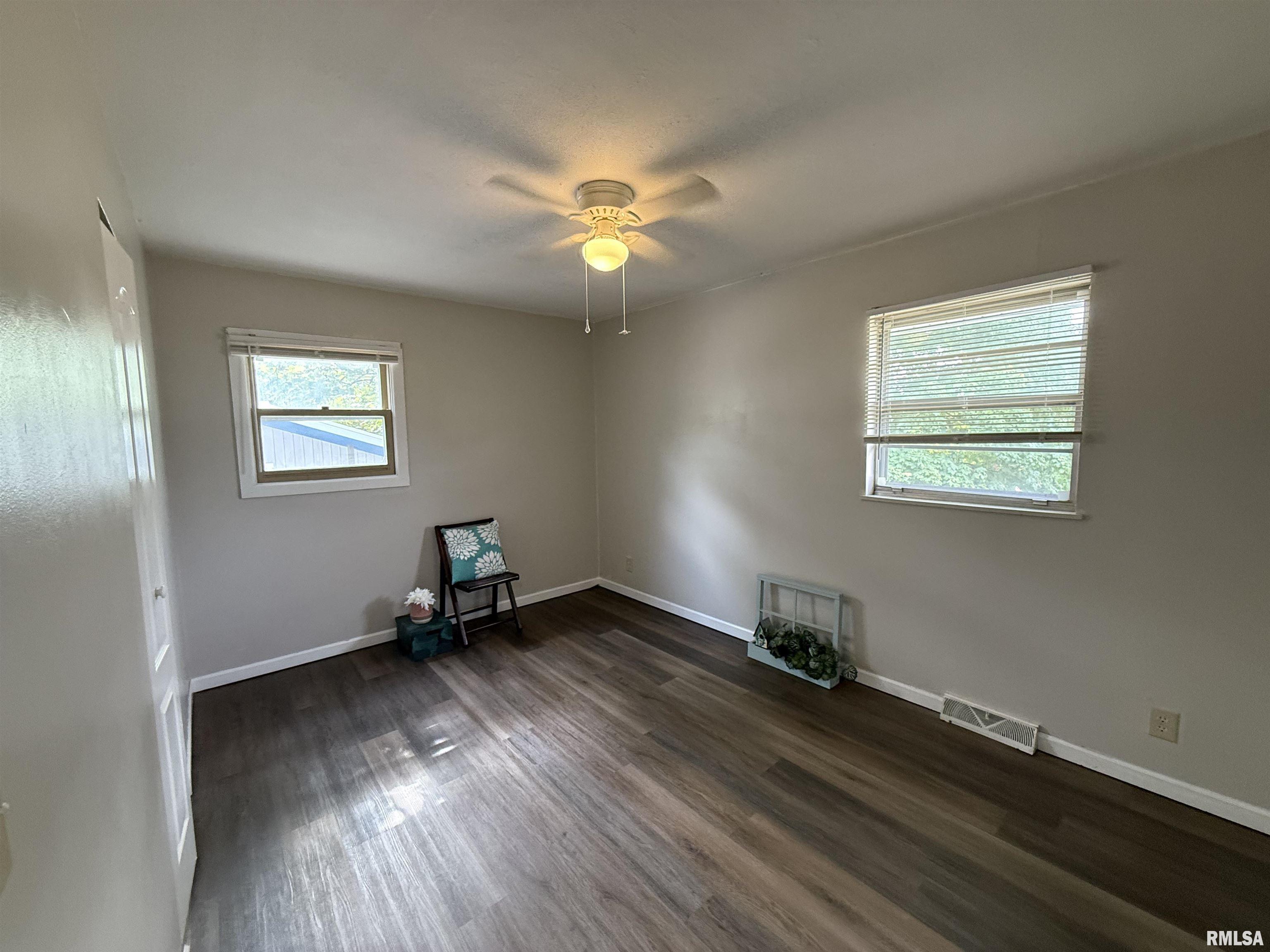 6345 North Randwick Road Peoria, IL 61615 - Photo 22 of 81 Gallery Image 22