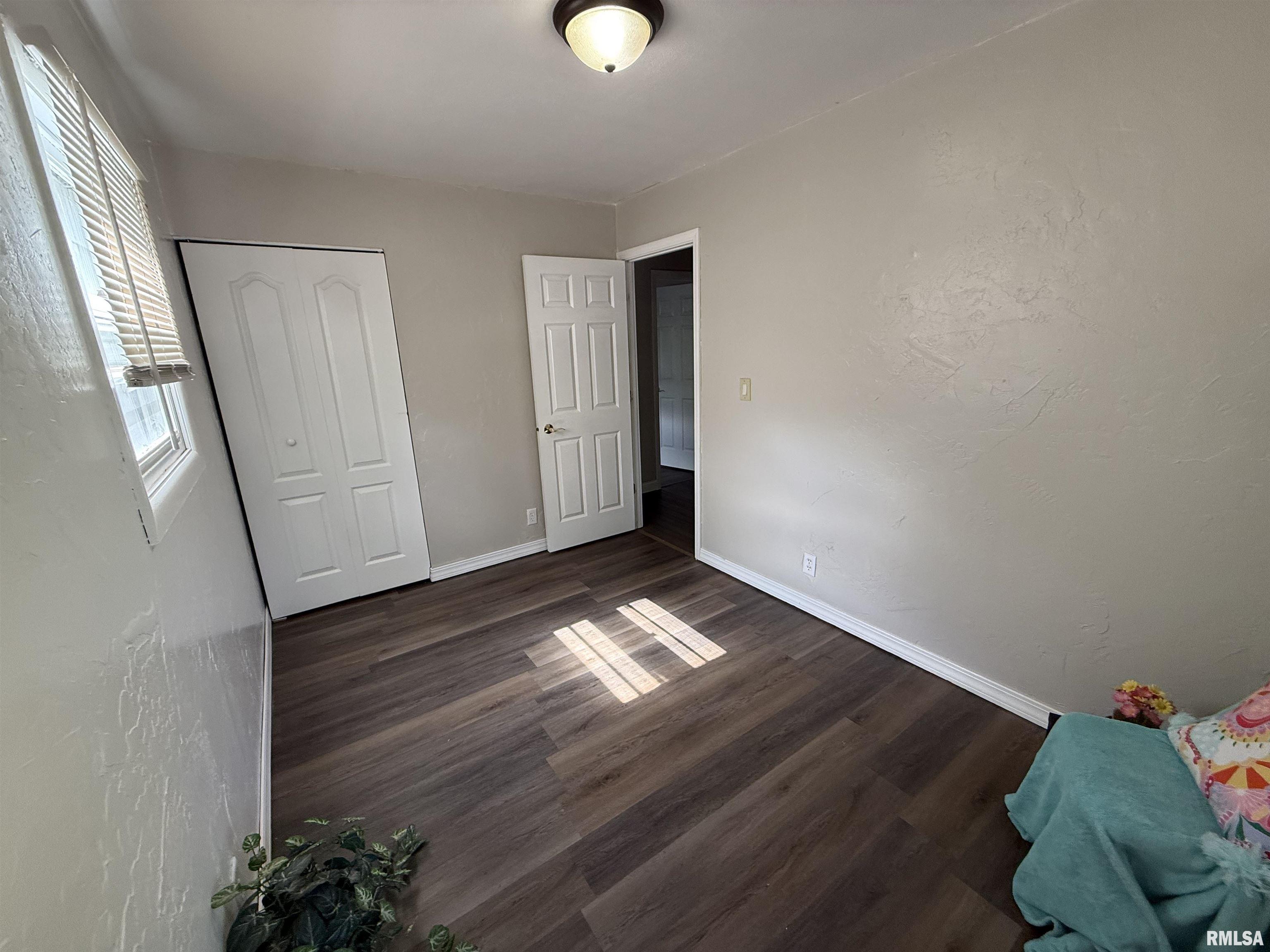 6345 North Randwick Road Peoria, IL 61615 - Photo 27 of 81 Gallery Image 27