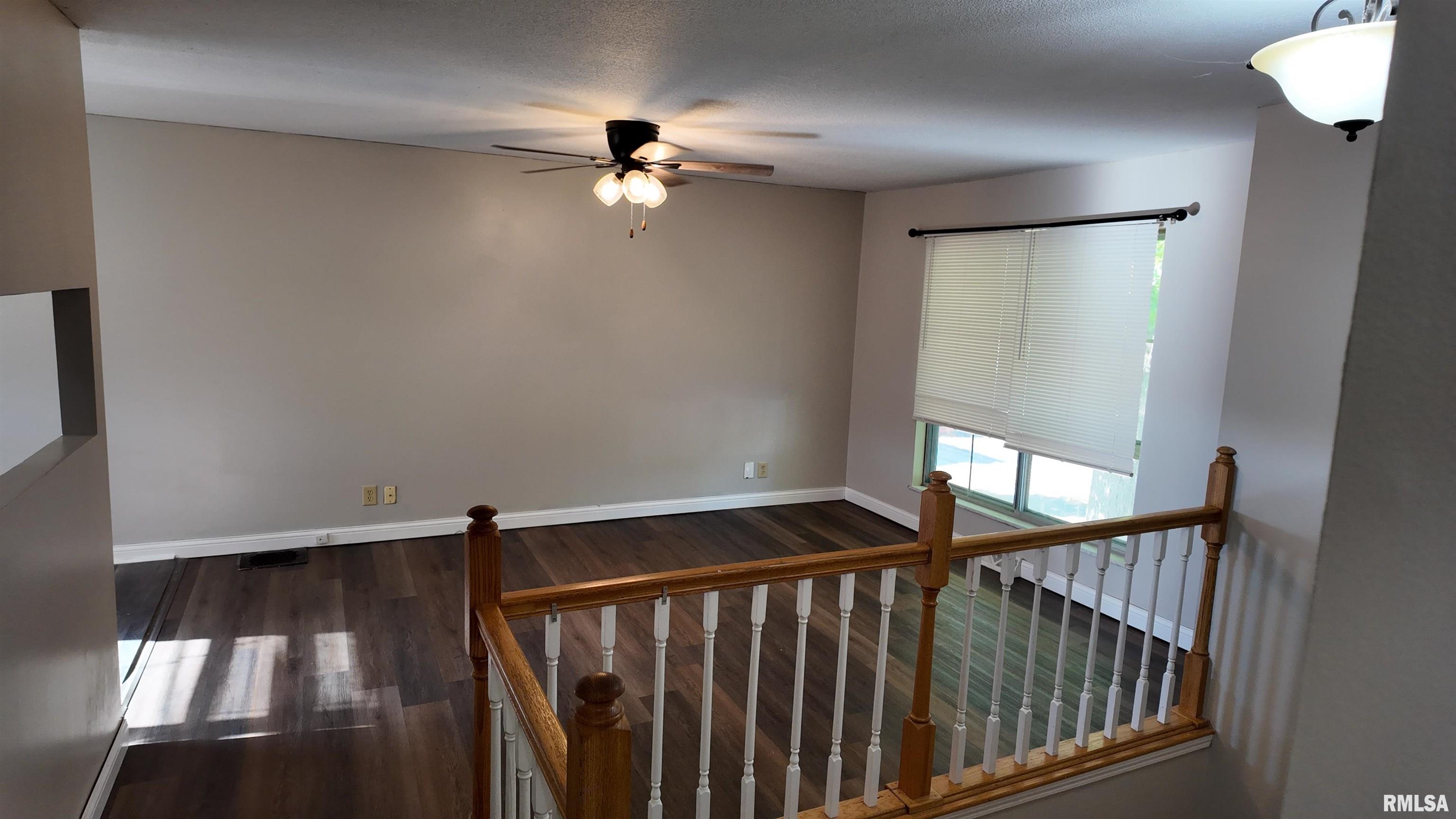 6345 North Randwick Road Peoria, IL 61615 - Photo 63 of 81 Gallery Image 63