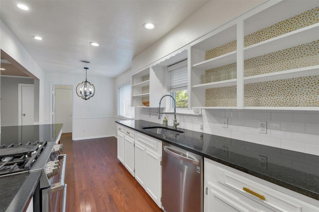 9856 Shoreview Road Dallas, TX 75238 - Photo 23 of 40