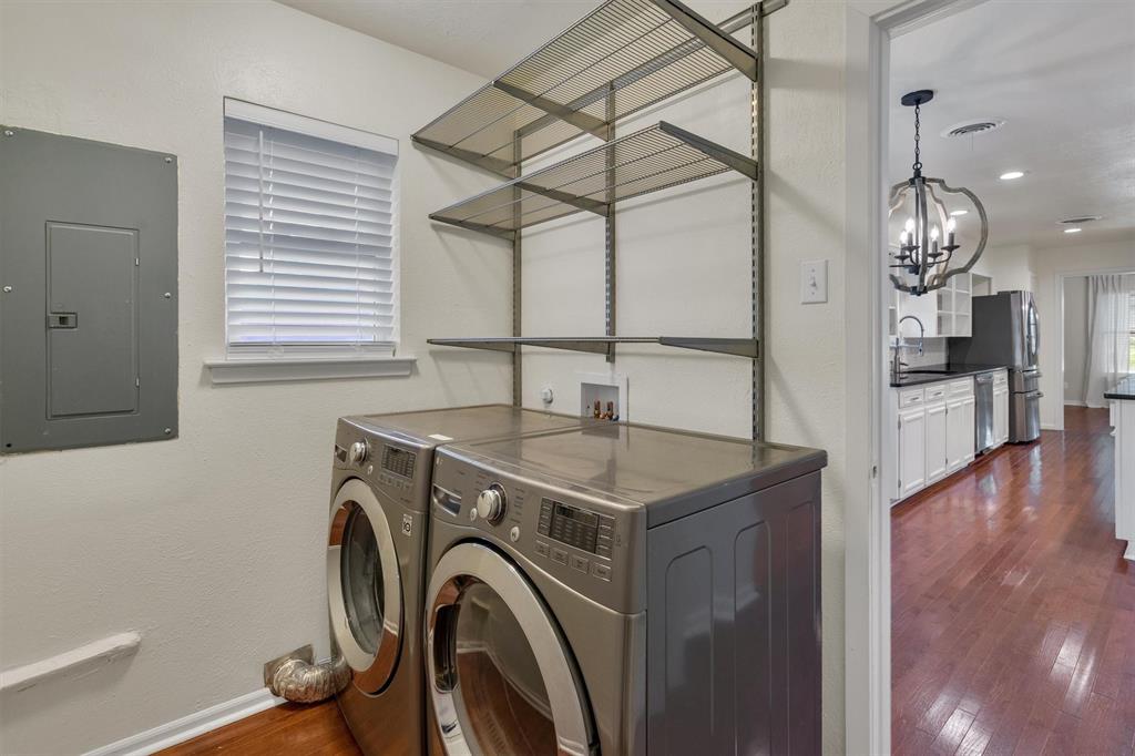 9856 Shoreview Road Dallas, TX 75238 - Photo 25 of 40