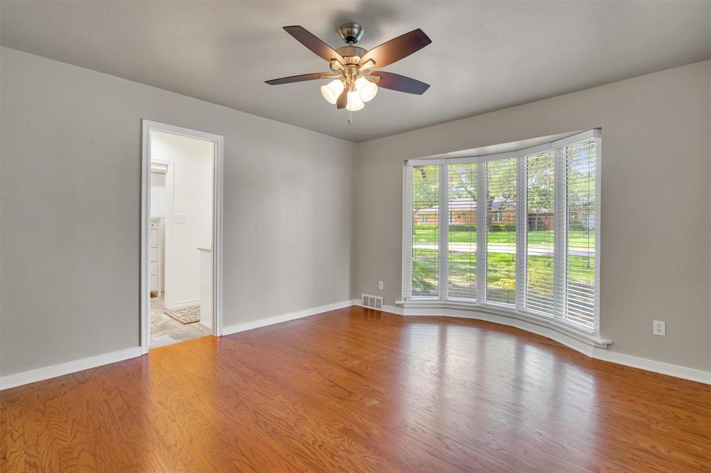 9856 Shoreview Road Dallas, TX 75238 - Photo 27 of 40