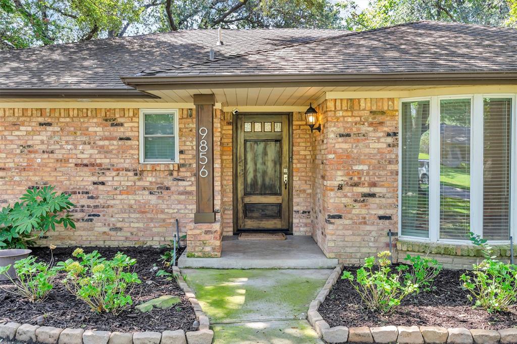 9856 Shoreview Road Dallas, TX 75238 - Photo 3 of 40