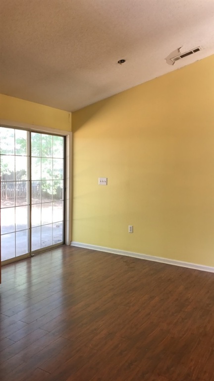 302 Hunters Lane Anderson, SC 29625 - Photo 6 of 10 Gallery Image 6