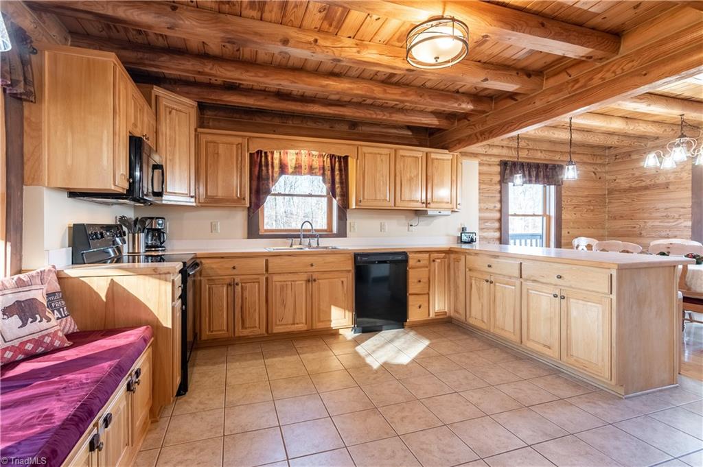 367 Cannadays Gap Road Northeast Floyd, VA 24091 - Photo 11 of 44 Gallery Image 11