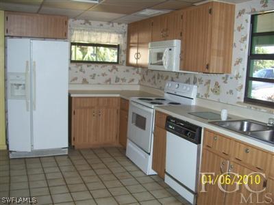 407 East Jasmine Road Lehigh Acres, FL 33936 - Photo 2 of 7 Gallery Image 2