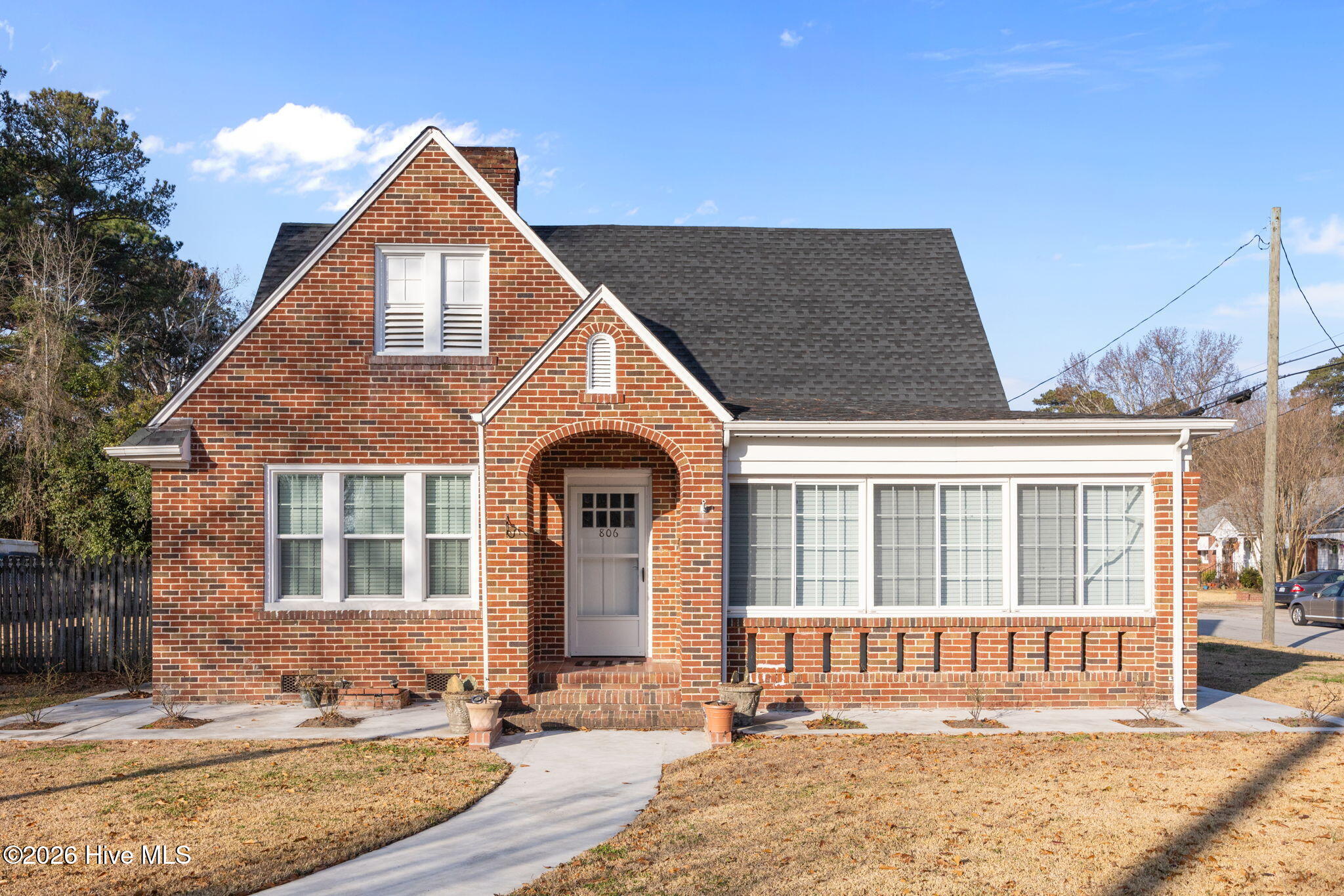 806 W Road Kinston, NC 28501 - Photo 1 of 54 1-web-or-mls-IMG_4686