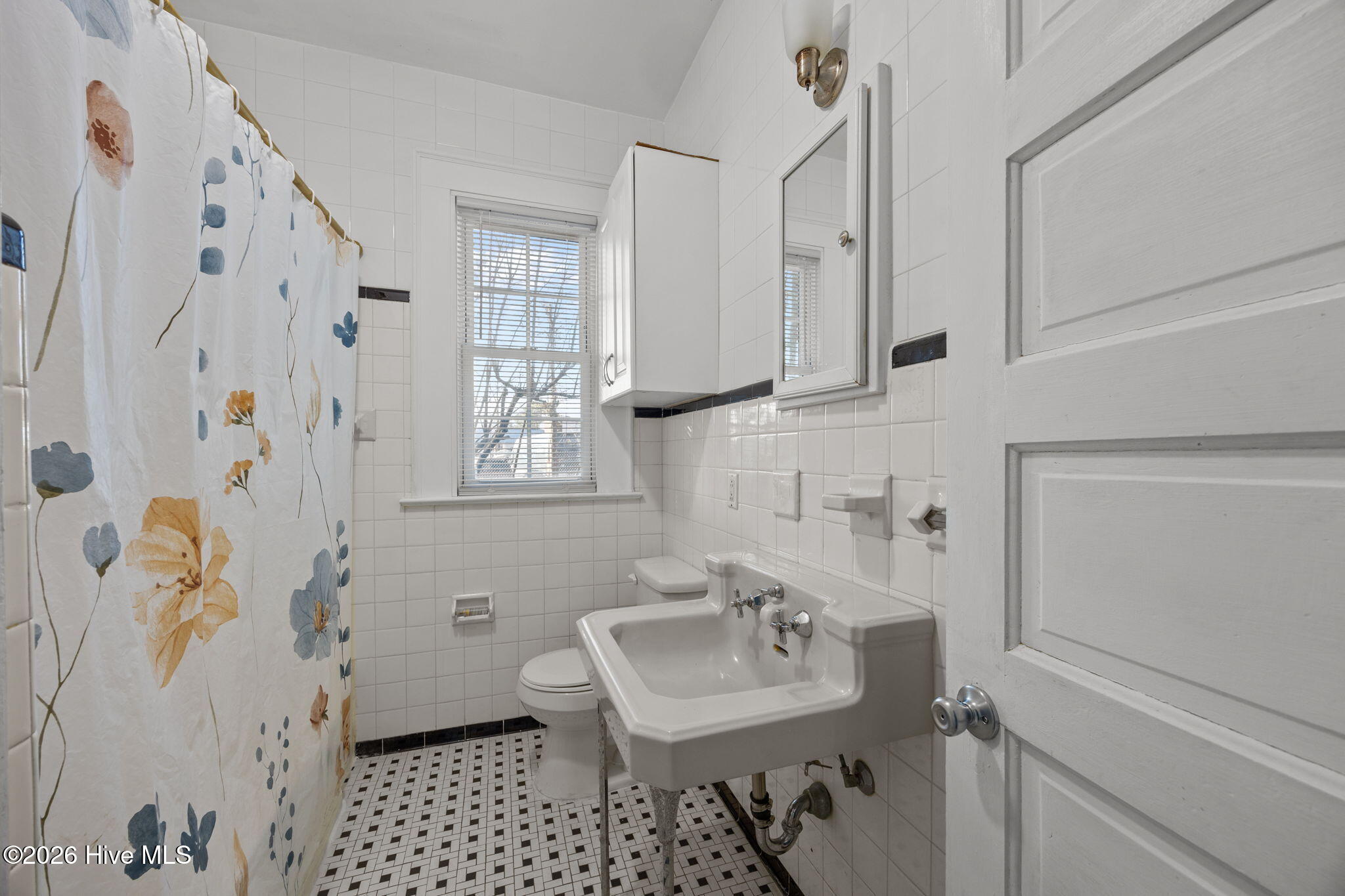 806 W Road Kinston, NC 28501 - Photo 37 of 54 37-web-or-mls-IMG_4640