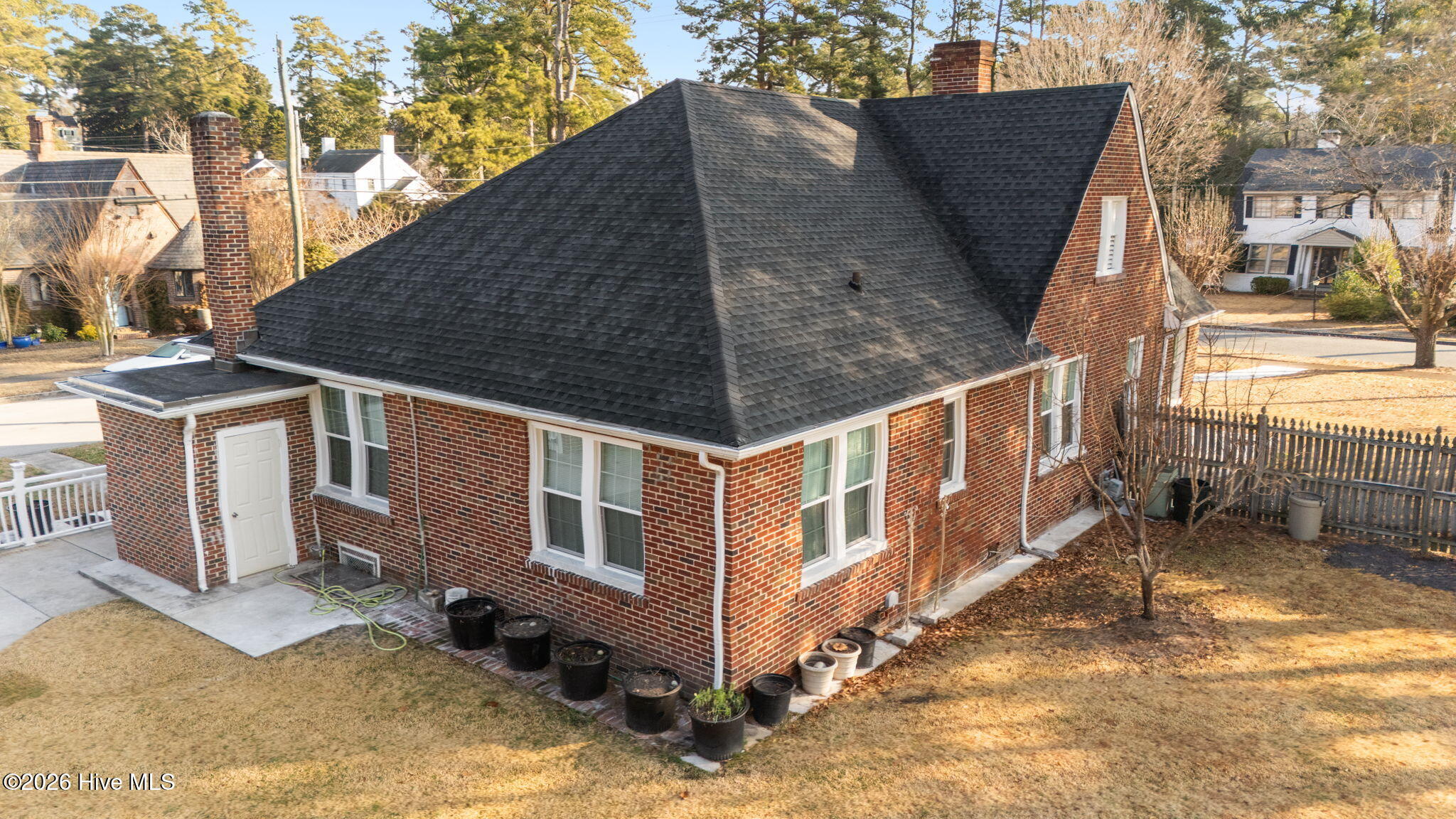 806 W Road Kinston, NC 28501 - Photo 10 of 54 10-web-or-mls-DJI_20260109094105_0084_D