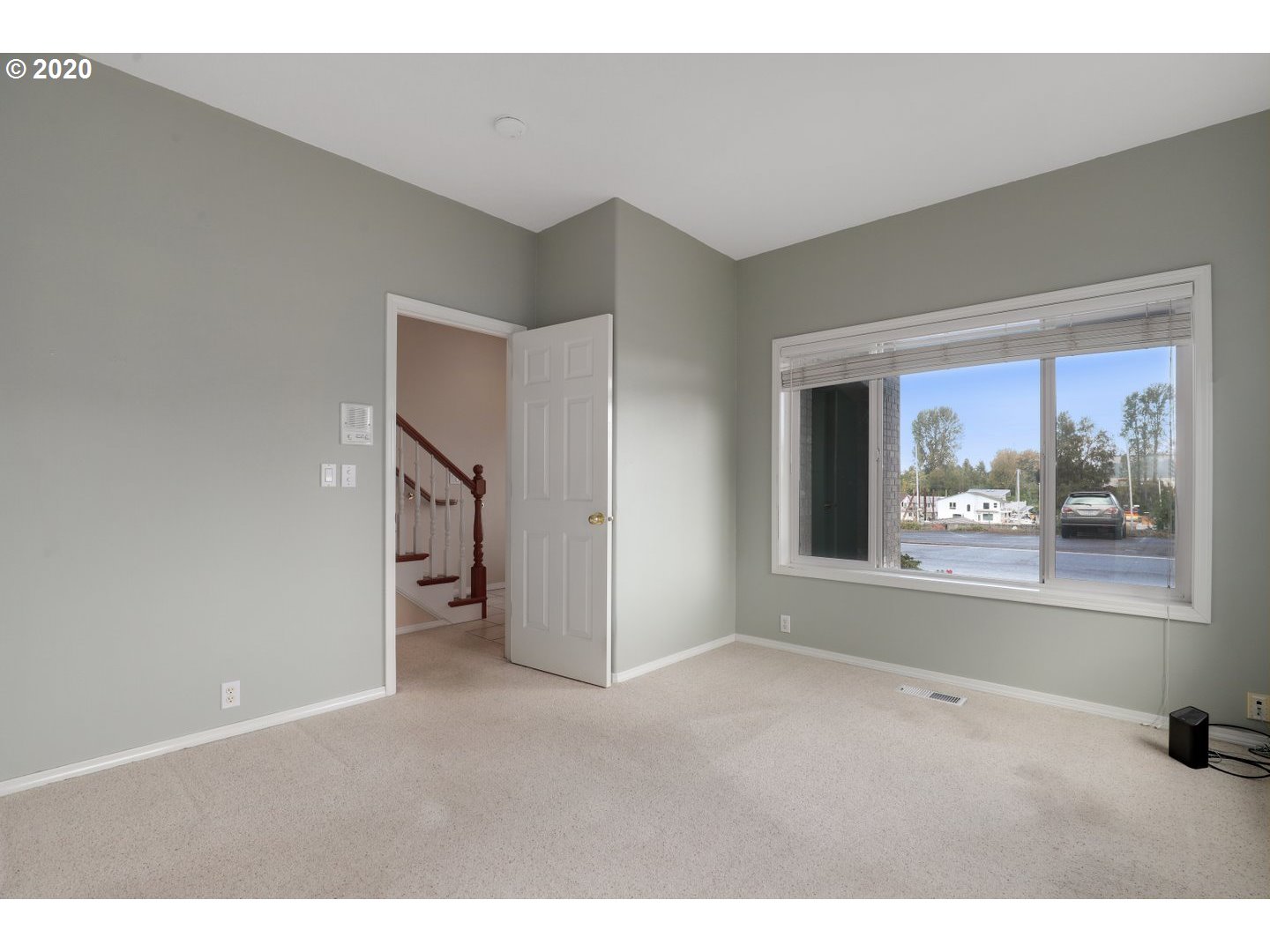 12 Northeast Bridgeton Road Portland, OR 97211 - Photo 13 of 31 Gallery Image 13