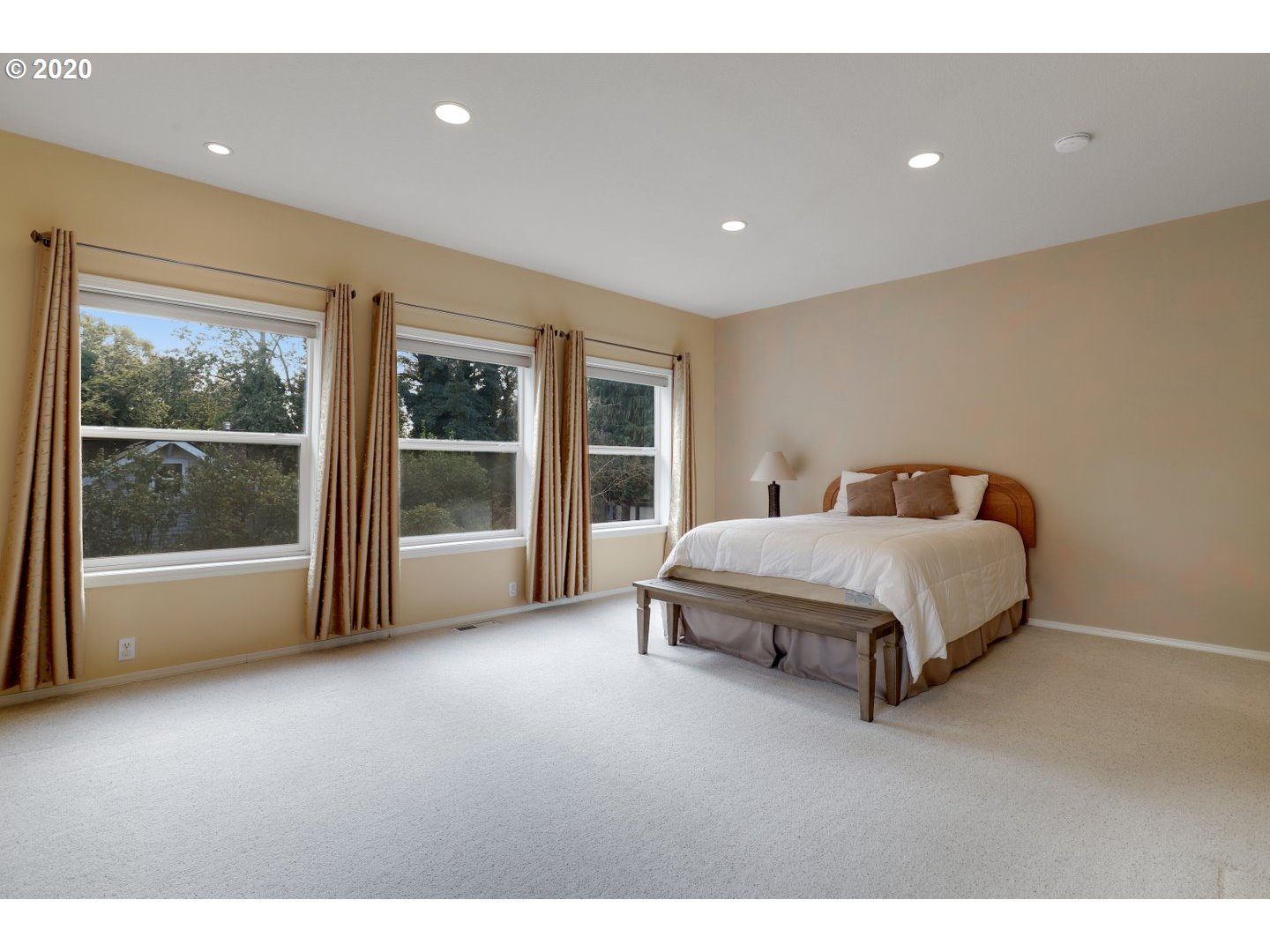 12 Northeast Bridgeton Road Portland, OR 97211 - Photo 17 of 31 Gallery Image 17