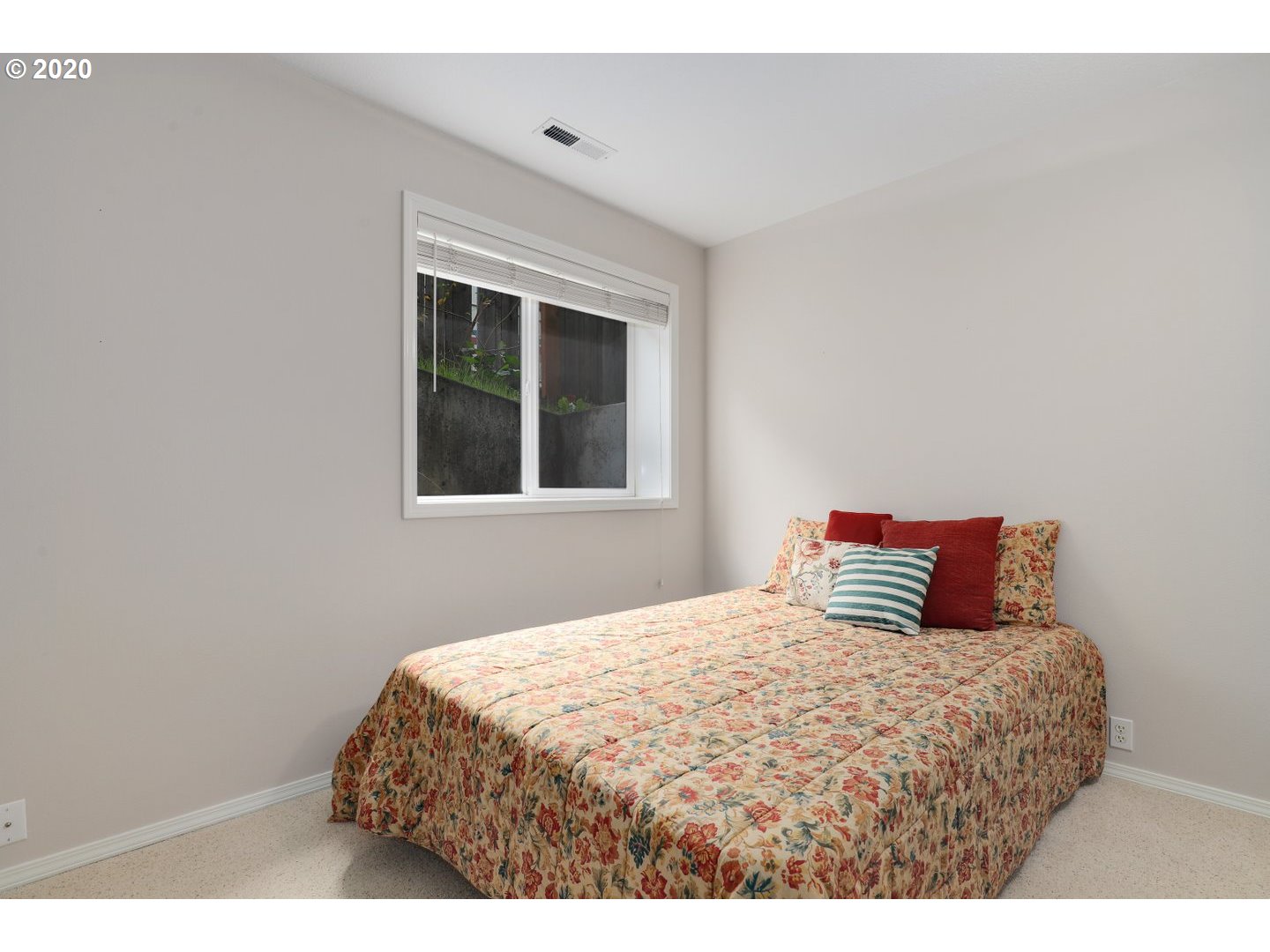 12 Northeast Bridgeton Road Portland, OR 97211 - Photo 22 of 31 Gallery Image 22