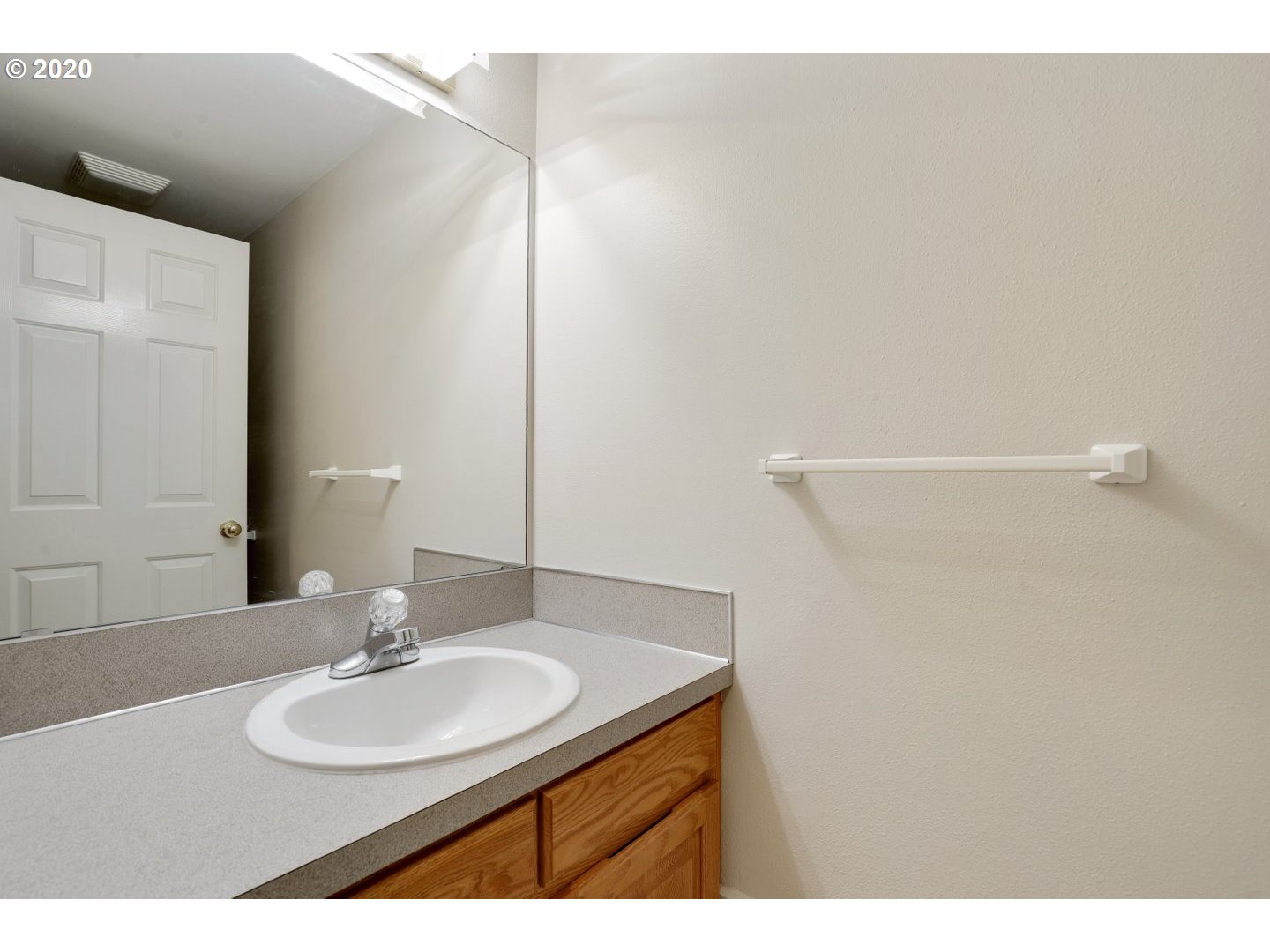 12 Northeast Bridgeton Road Portland, OR 97211 - Photo 24 of 31 Gallery Image 24