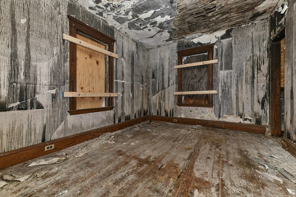 97 Mt Ida Road Boston, MA 02122 - Photo 6 of 20 Gallery Image 6
