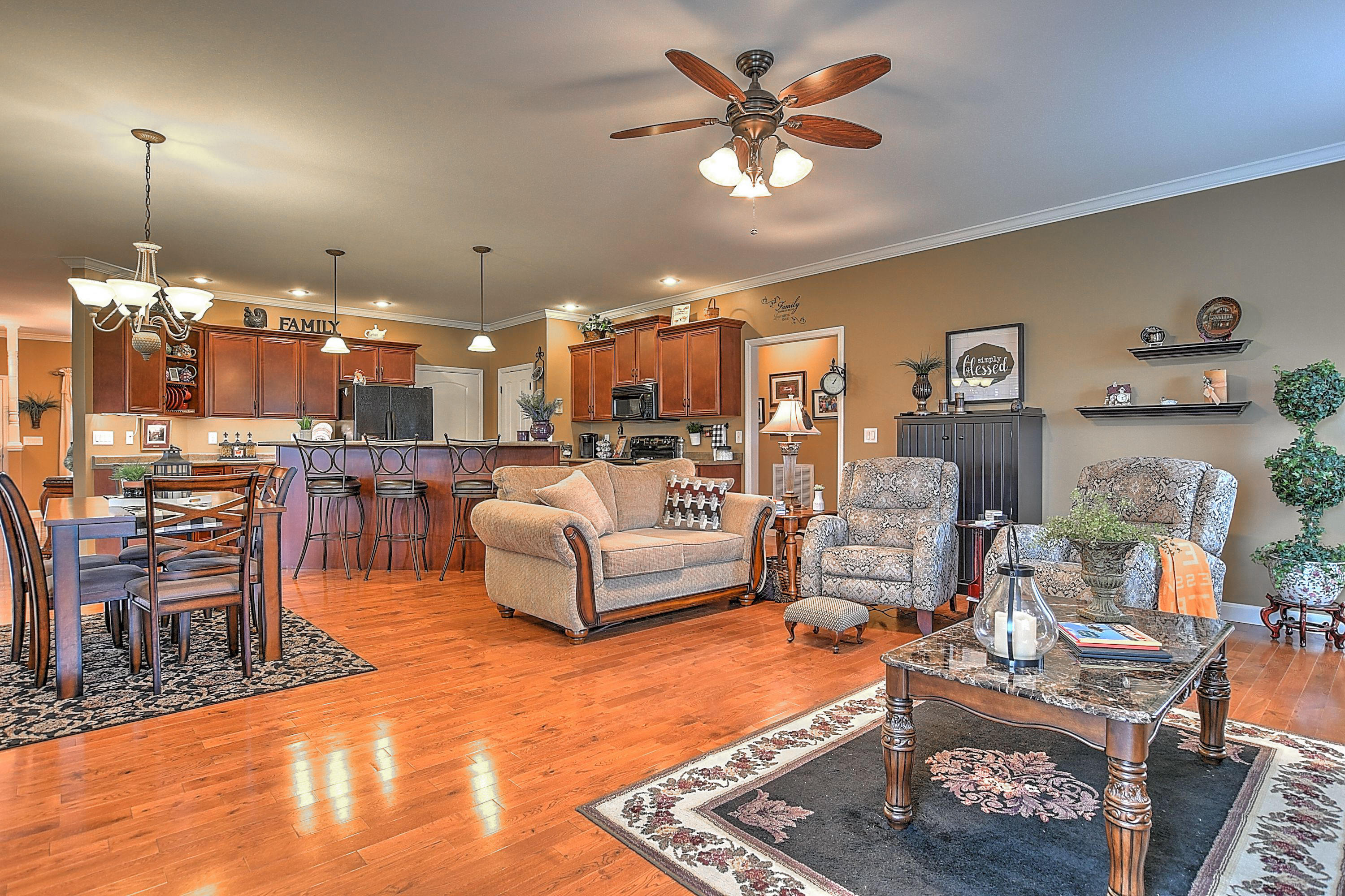 300 Walnut Grove Road Greeneville, TN 37743 - Photo 13 of 36 10