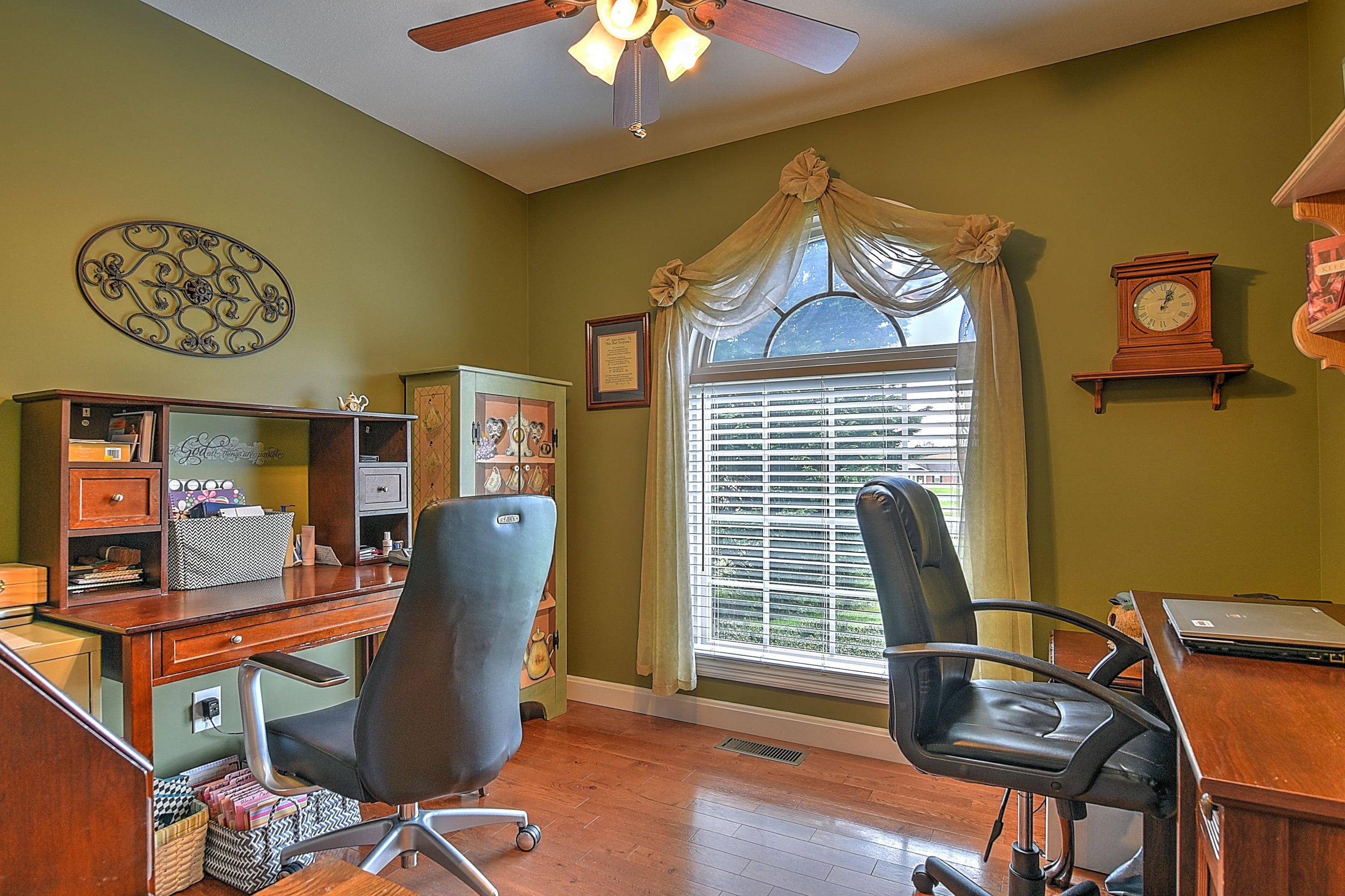 300 Walnut Grove Road Greeneville, TN 37743 - Photo 16 of 36 13