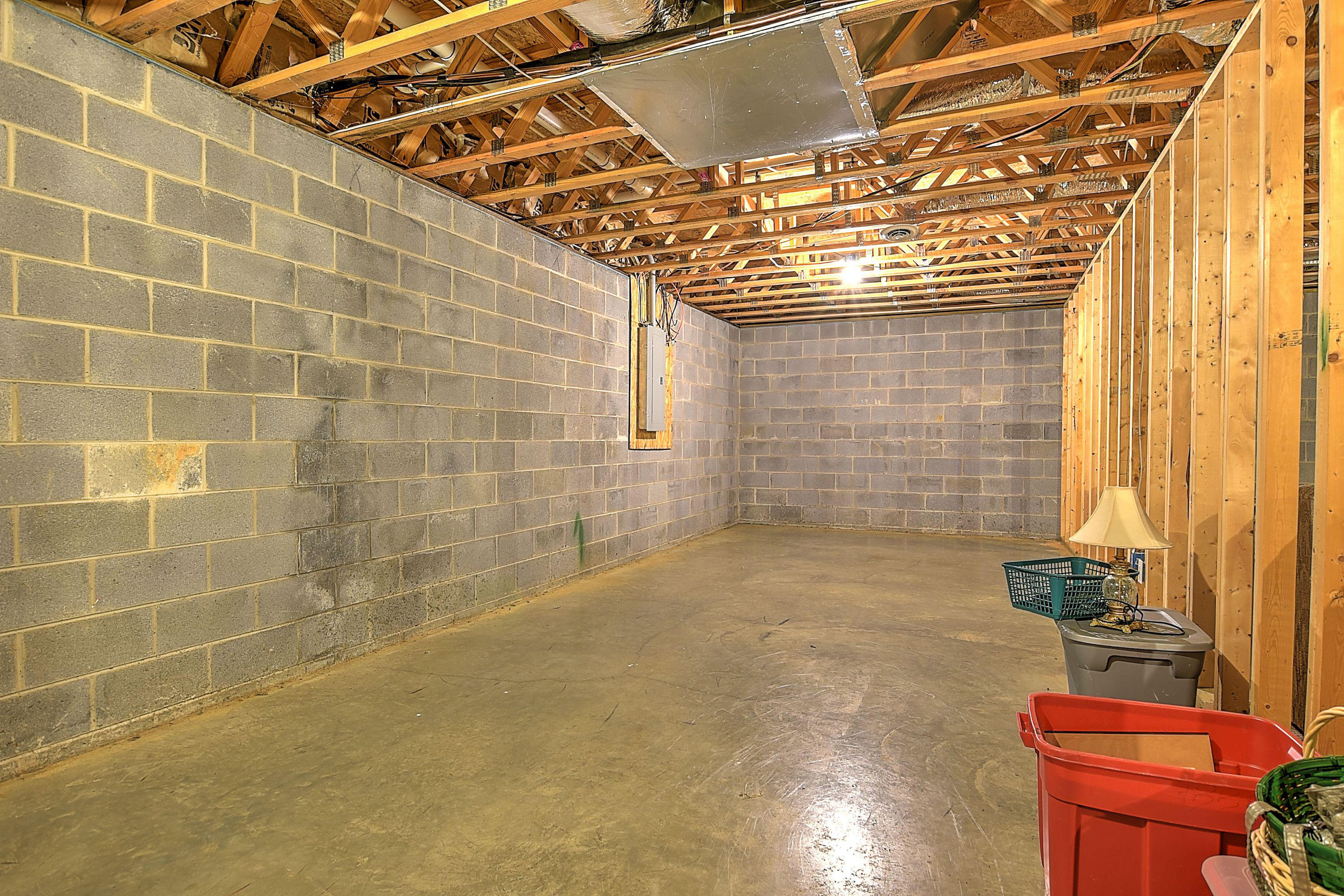 300 Walnut Grove Road Greeneville, TN 37743 - Photo 31 of 36 27