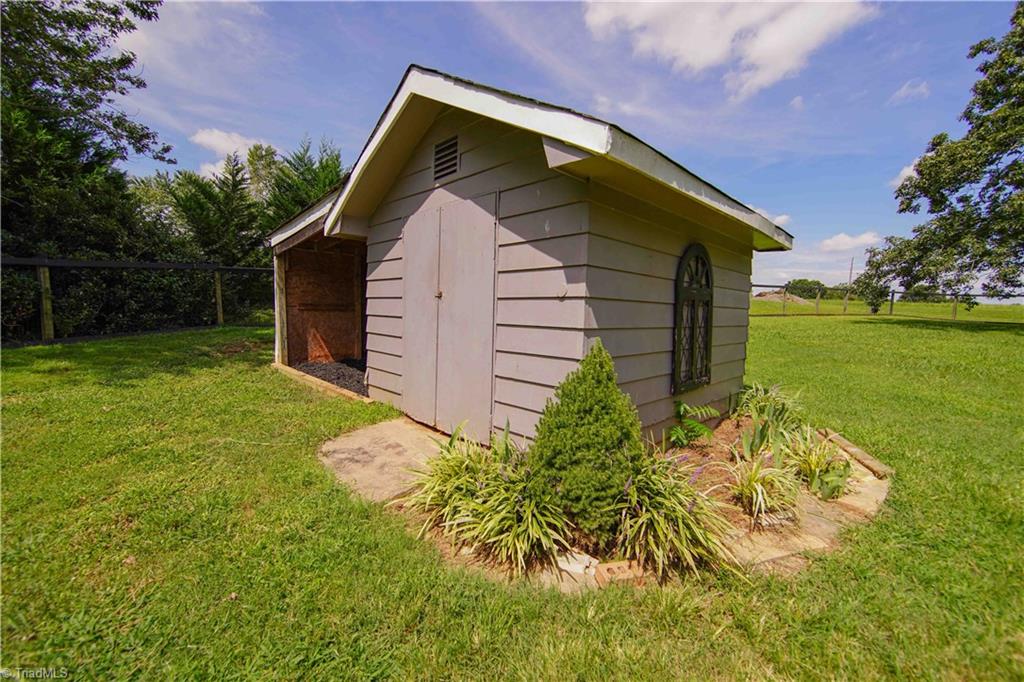 2871 Oak Ridge Road Oak Ridge, NC 27310 - Photo 14 of 35