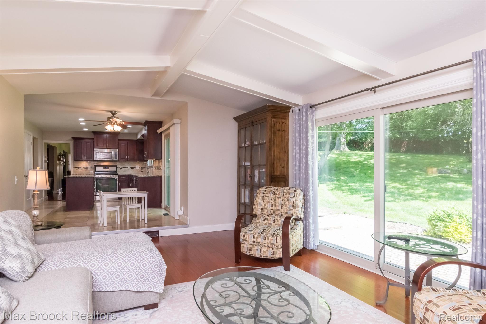 2971 Acorn Road Bloomfield Hills, MI 48302 - Photo 11 of 29 Family Room